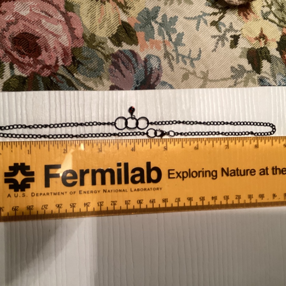 Black Chain Choker Interlocking Circle Necklace W… - image 5